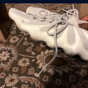 Yeezy 450 Cloud white